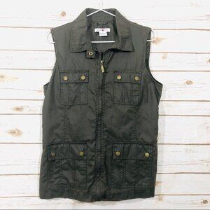 Liz Claiborne women’s full zip Sleeveless jacket